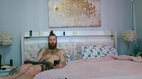 Snapshot of daddyunlocked1 chatting on December 5, 3:41 pm daddyunlocked1 online show from December 5, 3:41 pm