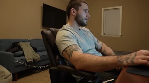 Jon online show from December 20, 6:08 am