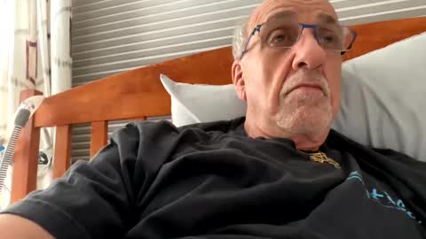 daddyweis online show from April 15, 2:18 am