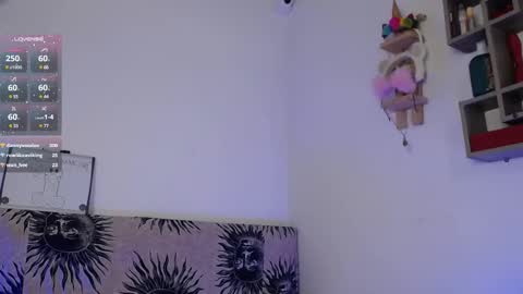 Snapshot of daenerys_cat chatting on March 5, 5:18 pm daenerys_cat online show from March 5, 5:18 pm