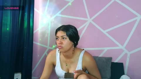 Snapshot of dafna_and_kris chatting on April 15, 5:31 pm dafna and kris online show from April 15, 5:31 pm
