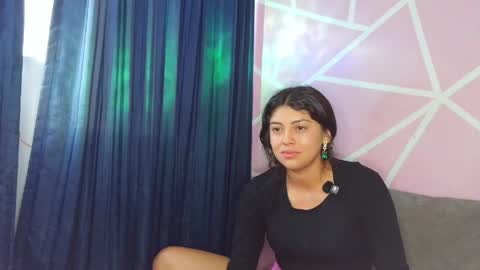 Snapshot of dafna_and_kris chatting on May 3, 10:16 pm dafna and kris online show from May 3, 10:16 pm