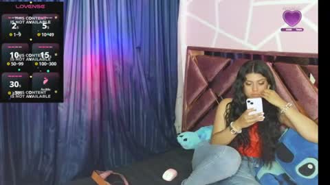 Snapshot of dafna_and_kris chatting on June 27, 1:54 am dafna and kris online show from June 27, 1:54 am