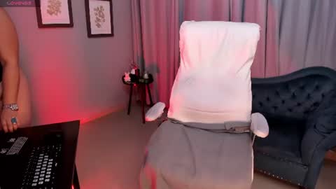 Snapshot of dafne_00 chatting on July 3, 1:50 pm Dafne online show from July 3, 1:50 pm