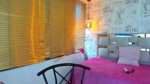 dafne_20 online show from September 22, 8:00 pm