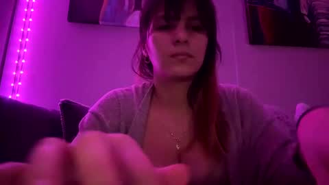 Snapshot of dafnecloutier chatting on February 25, 12:03 pm Dafne 27 Cory-24 online show from February 25, 12:03 pm