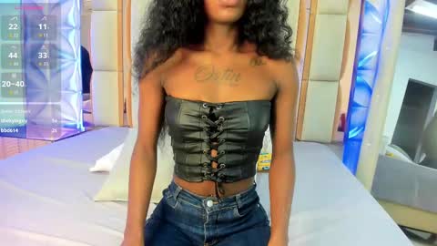 Snapshot of dafnee_adams chatting on September 21, 12:18 pm Dafnee online show from September 21, 12:18 pm