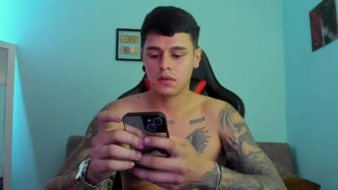 my name is Jhon and I live in colombia online show from December 13, 8:15 pm