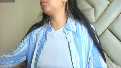 Snapshot of dahiana_dmour chatting on April 4, 11:51 am Dahiana online show from April 4, 11:51 am