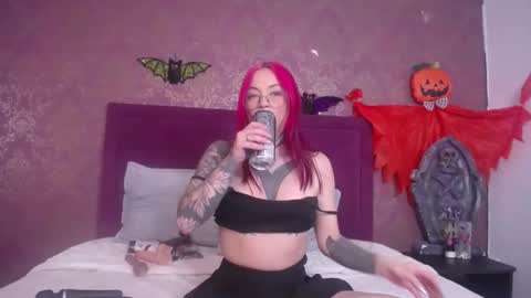 dahiana klimt online show from October 30, 3:30 am