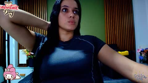  Dahiana  online show from February 15, 8:01 pm