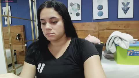  Dahiana  online show from September 25, 8:01 pm