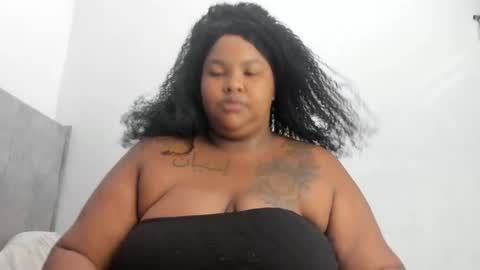 Snapshot of dahianajoss chatting on December 30, 11:04 am Ebony Sex Dahian online show from December 30, 11:04 am