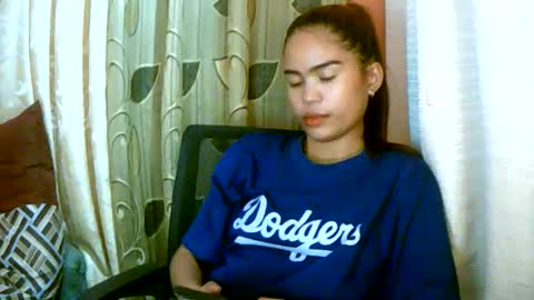 Snapshot of dahlia_123 chatting on December 13, 9:35 am Im Dahlia online show from December 13, 9:35 am