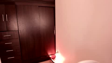 Dahli online show from September 26, 4:38 am