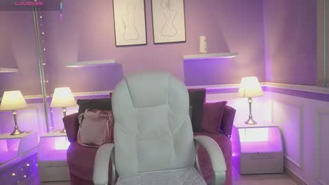 Snapshot of dahliagraey chatting on October 10, 11:42 am Dahlia Grey online show from October 10, 11:42 am