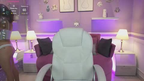 Snapshot of dahliagraey chatting on October 25, 11:40 am Dahlia Grey online show from October 25, 11:40 am