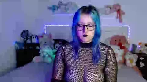 Snapshot of daiademoniaka chatting on October 17, 12:47 am online show from October 17, 12:47 am