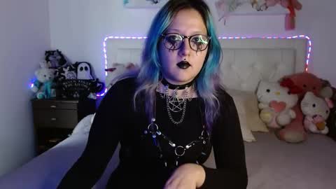 Snapshot of daiademoniaka chatting on November 30, 5:17 pm online show from November 30, 5:17 pm