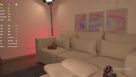 Snapshot of daihanwatson_ chatting on January 28, 3:15 am Dai independent online show from January 28, 3:15 am