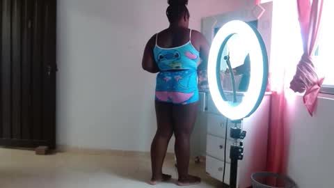 Daiisha.. online show from April 16, 8:31 pm