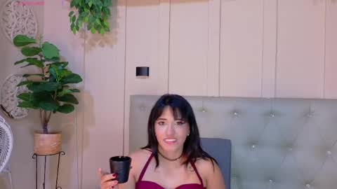 Snapshot of daiisy_kiss chatting on June 1, 1:18 am daiisy_kiss online show from June 1, 1:18 am