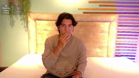 Snapshot of daiisy_kiss chatting on June 6, 1:32 am daiisy_kiss online show from June 6, 1:32 am