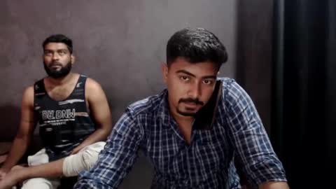 indian guys online show from January 8, 1:41 pm