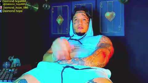 Snapshot of daimond_hope666 chatting on December 2, 11:56 pm Daimond hope666 online show from December 2, 11:56 pm