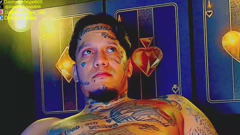 Snapshot of daimond_hope666 chatting on December 16, 10:59 pm Daimond hope666 online show from December 16, 10:59 pm