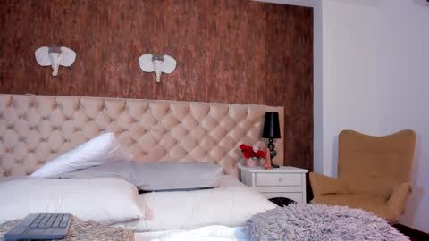 Daimond Johnson online show from January 8, 8:11 pm