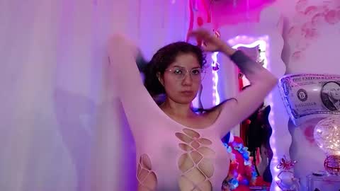 DAINA online show from May 17, 5:16 am
