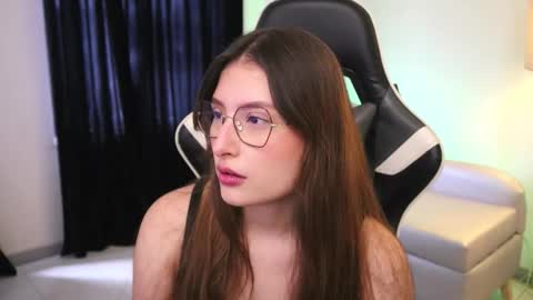 Snapshot of daisha_riley chatting on November 3, 2:29 pm Lauren            online show from November 3, 2:29 pm