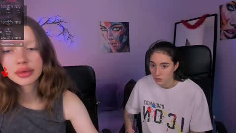 daisy online show from November 27, 8:33 pm