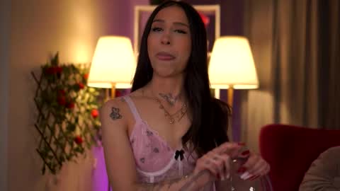 Snapshot of daisy_bella chatting on March 15, 7:53 pm Daisy online show from March 15, 7:53 pm