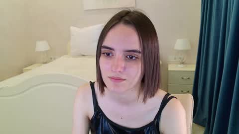 Snapshot of daisy_heart chatting on June 3, 4:15 am Daisy online show from June 3, 4:15 am