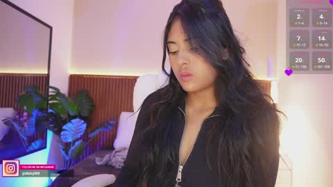 Snapshot of daisy_lit chatting on April 7, 9:59 pm Daisy online show from April 7, 9:59 pm