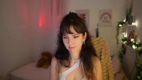 Daisy online show from July 21, 6:32 pm