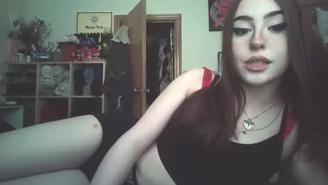 Daisy online show from October 8, 9:45 pm