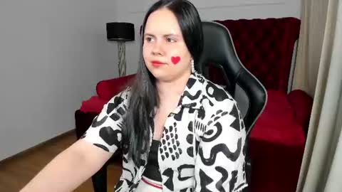 DaisyHarts online show from July 7, 7:23 am