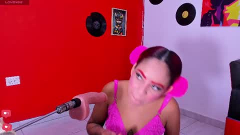 girl- paola online show from July 21, 5:54 am