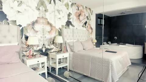 daisylin_mb online show from September 24, 8:23 pm