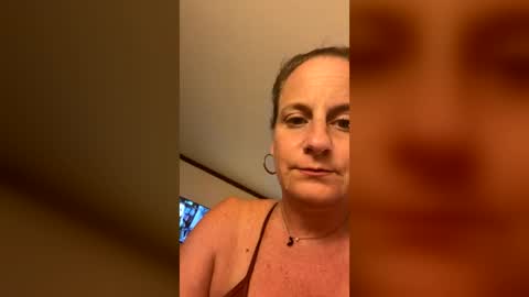 daisymae0017 online show from July 23, 7:50 am