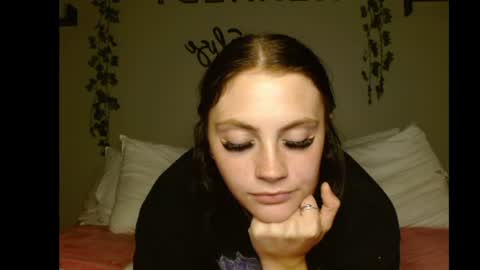 Snapshot of daisyparkerxo chatting on June 14, 2:35 am daisyparkerxo online show from June 14, 2:35 am