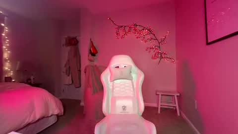 daisy online show from May 6, 1:03 am