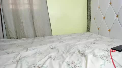 Snapshot of daiziezee chatting on December 16, 5:23 am Lucky online show from December 16, 5:23 am