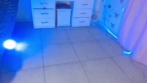 Snapshot of dakkotta_curvy chatting on June 4, 8:09 am VALENTINA online show from June 4, 8:09 am