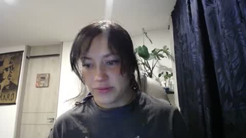 IG  dakotasofiaa online show from January 22, 4:55 am