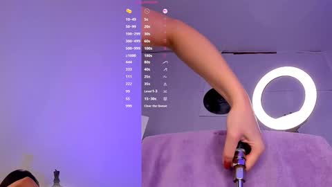 Dakota online show from October 4, 7:45 pm