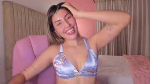 Snapshot of dakota_clark chatting on October 22, 2:45 am Helloo HAPPY NEW YEAR Ill be back soon online show from October 22, 2:45 am